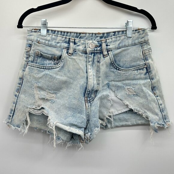 Refuge Light Wash Exposed Pockets Ripped Distressed Jean Shorts 27 - Picture 1 of 4